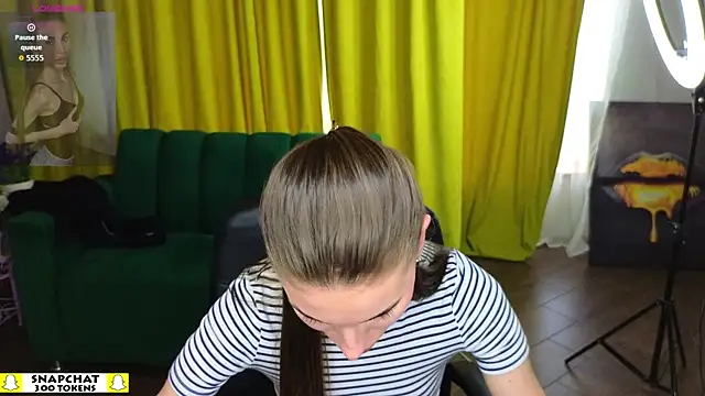 دردشة EmmyGreans الجنسية المباشرة