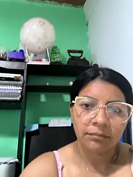 Chatroom XXX en direct de Tamaraxxx_hot