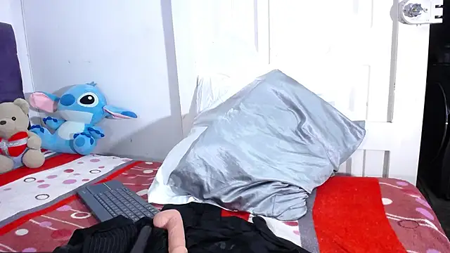 Squirter_pussybomb's Live XXX Chat