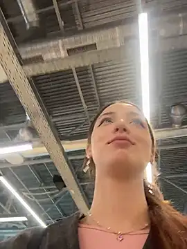 Pokazy przed kamerką – DollyTall