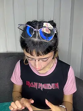 baby_akuma's Live XXX Chat