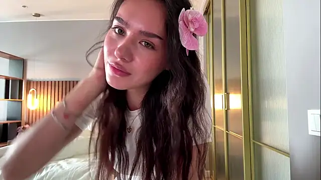 MinnaWatwood Webcam Show