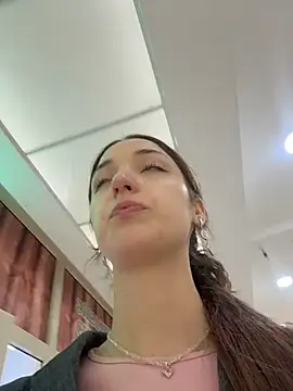 Czat XXX na żywo – DollyTall