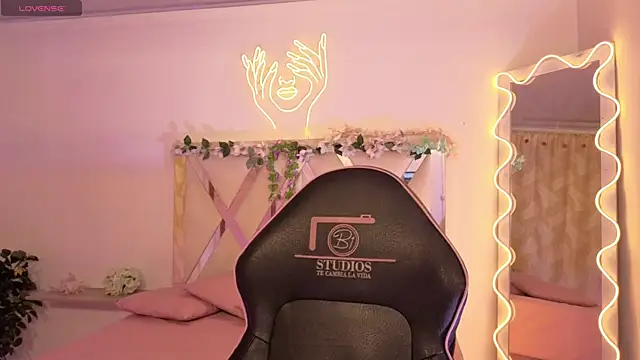 Czat XXX na żywo – SABRIINA_TAY