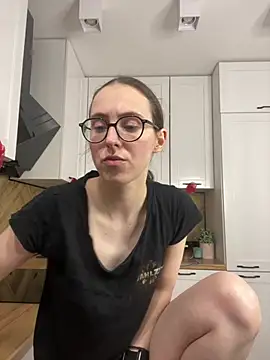 Chat +18 de MartiniiSelenna ao vivo