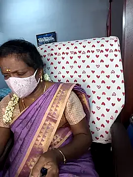 umashreetamilのライブXXXチャット