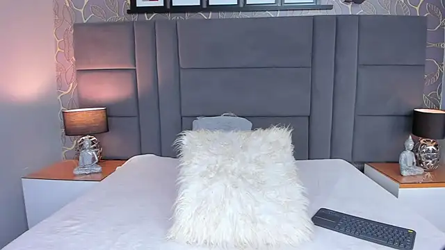 mia_slutty_ Chat XXX live