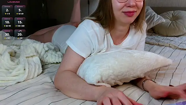 mynameloveeeeee's Live XXX Chat