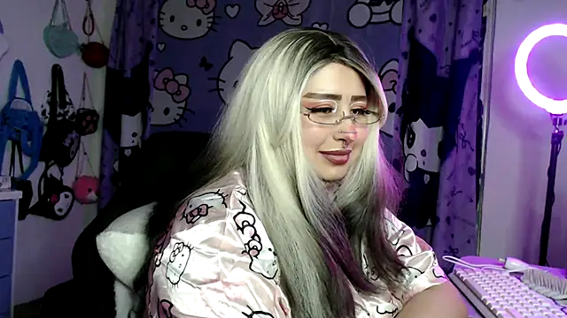 lussyevans24 Live XXX-Chat