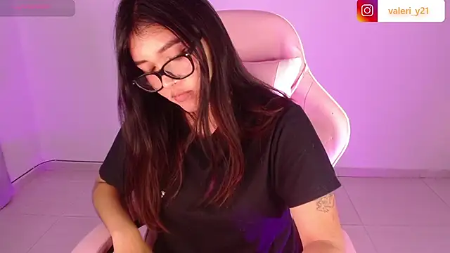 Moonbell_bell's Live XXX Chat