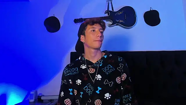 mhatias_ – Kamerová šou