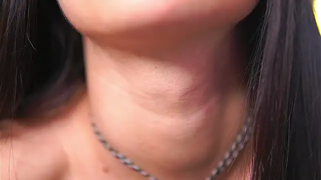 Sembang XXX Secara Langsung Abbela_White