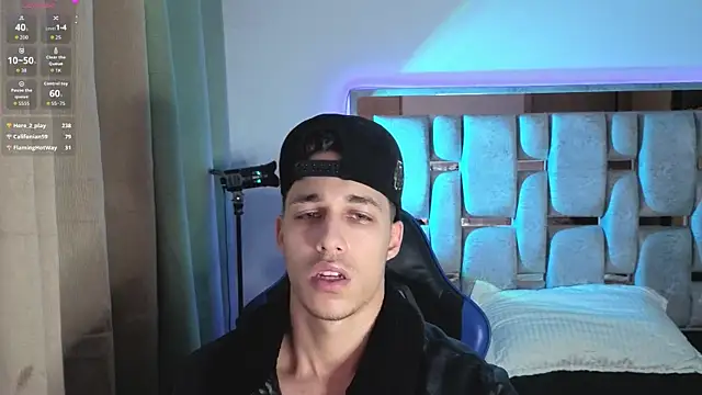 โชว์เว็บแคมของ orionblaze69_