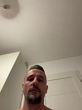 InsaneMattt 라이브 XXX 채팅