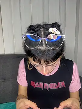 baby_akuma: απευθείας συνομιλία ΧΧΧ