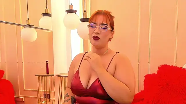 XXX chat uživo modela MillyHotsoon