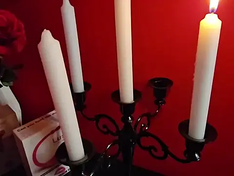 Czat XXX na żywo – _MissJaneWarren_