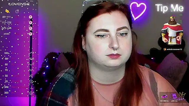 Alicia_love00 élő XXX-chatje