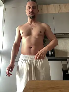 InsaneMattt élő XXX-chatje