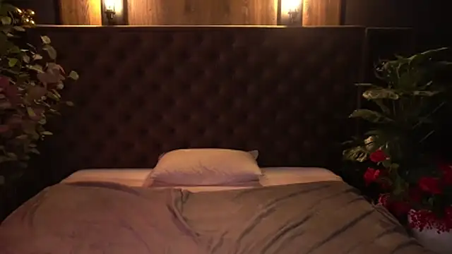 WildKittenX_ 라이브 XXX 채팅