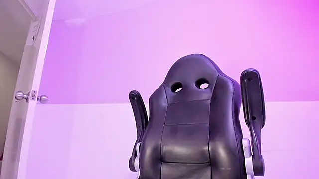 Živý XXX chat ElaineLaurent