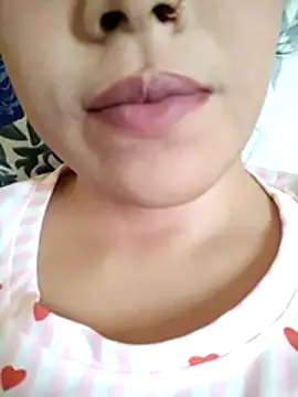 Chat XXX en directo de Anki-doll