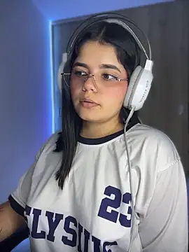 2Angela_ live XXX chat