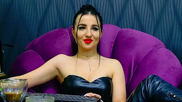 VivianReeve – Kamerová šou