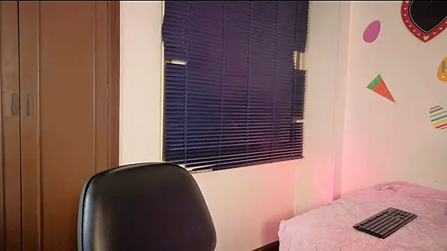 PaulaCutexs – Live XXX-chat