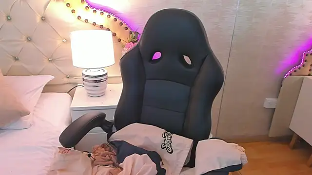 EllaEvanzz Chat XXX in diretta