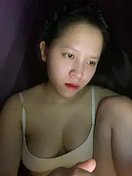 Wet-goodgirl's Live XXX Chat