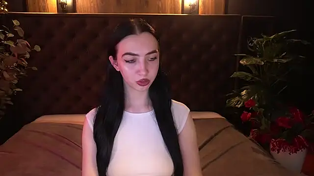 WildKittenX_'s Live XXX Chat