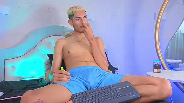 ItsZairen 라이브 XXX 채팅