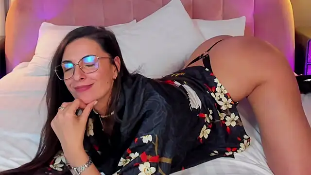 NicolleStark's Live XXX Chat