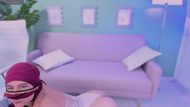 milkk_'s Live XXX Chat