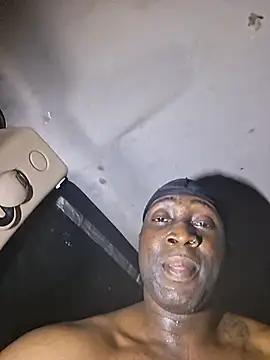 Tramontas 即時 XXX 聊天