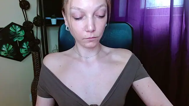 EmillyPlay Obrolan Langsung XXX