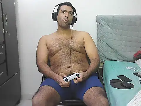 Czat XXX na żywo – AlphaLatinoBear