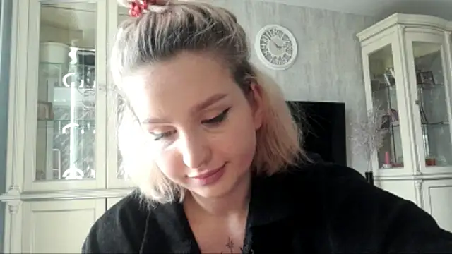 ProMillyのライブXXXチャット