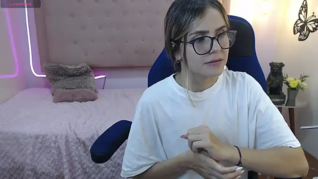 martinaivanova – Kamerová šou