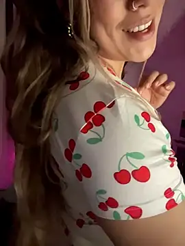 Im_sophiieのライブXXXチャット