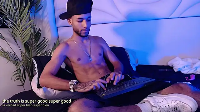 Thiagoferreti's Live XXX Chat