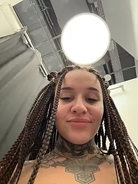 Chat XXX en directo de KishaMur