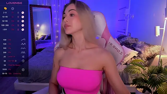 AdeleRoberts Chat XXX in diretta