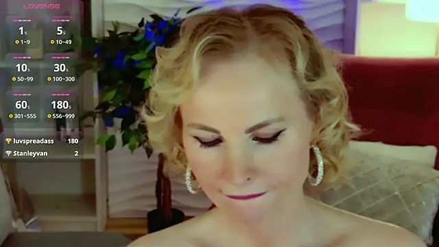 Sandra_KindのライブXXXチャット