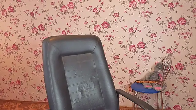 Pokazy przed kamerką – Maya_Mayflower