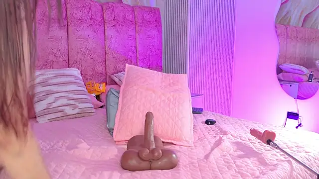 emmacurvy Chat XXX in diretta