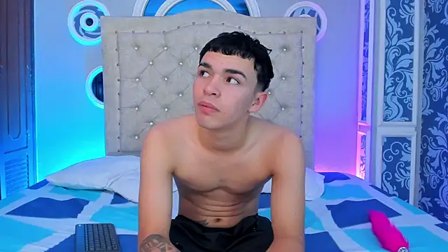 inocent_fire Chat XXX live