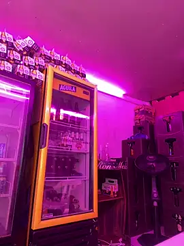 Chat +18 de Hot_beauty__ ao vivo