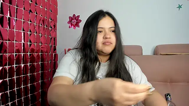 lizzie_c Chat XXX in diretta